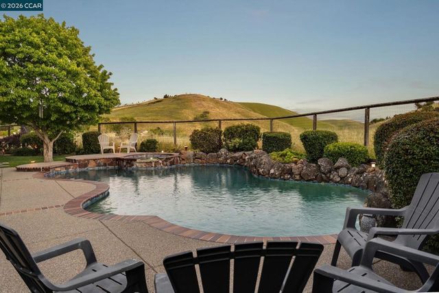 25 Greenridge Pl, Danville, CA 94506