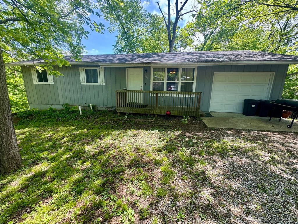 700 BON GOR CT, Columbia, MO 65202