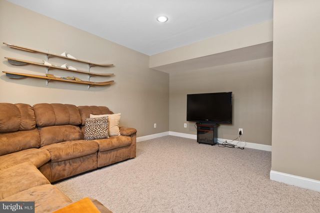 10 LAUREL WOOD CT, Laurel Springs, NJ 08021