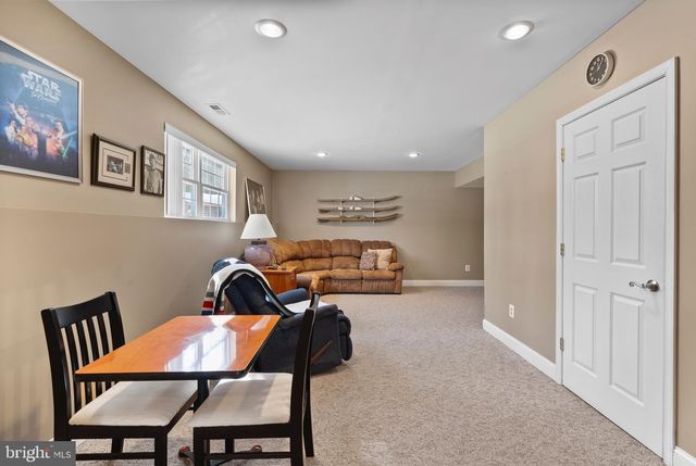 10 LAUREL WOOD CT, Laurel Springs, NJ 08021