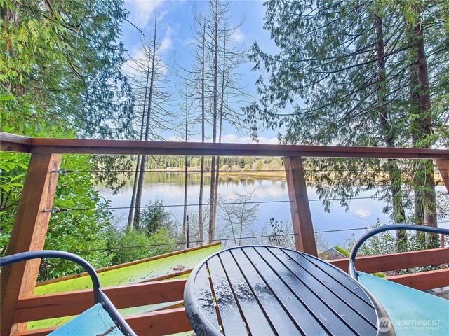 1341 E Beaver Avenue, Shelton, WA 98584