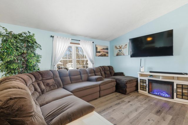 130 S 7th Street NE, Cedar Springs, MI 49319