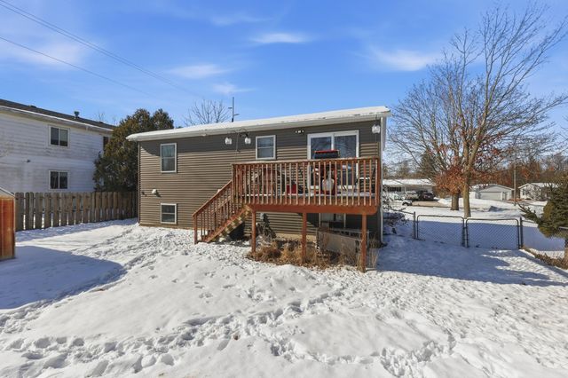 130 S 7th Street NE, Cedar Springs, MI 49319