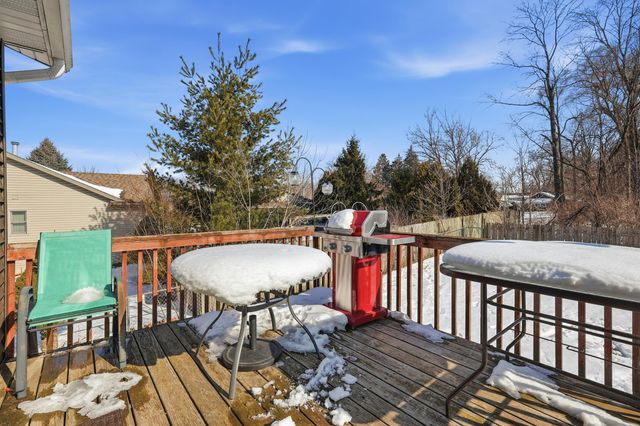 130 S 7th Street NE, Cedar Springs, MI 49319