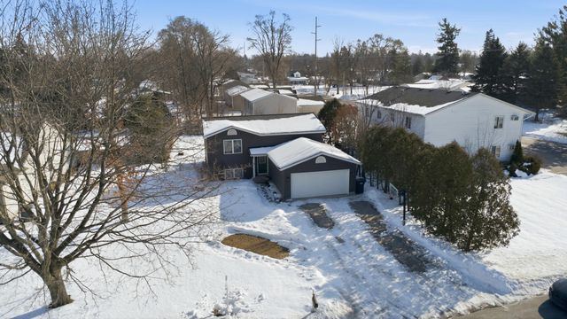 130 S 7th Street NE, Cedar Springs, MI 49319