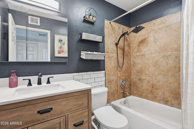 4142 N 11TH Street 8, Phoenix, AZ 85014