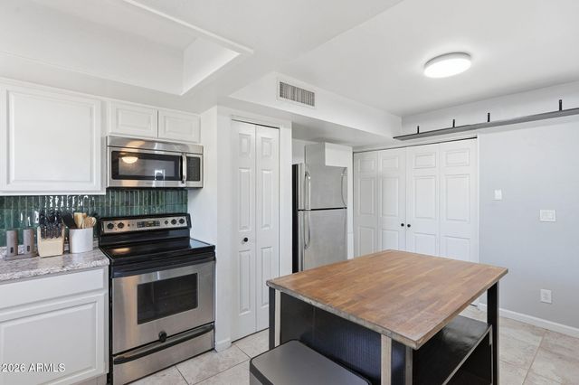 4142 N 11TH Street 8, Phoenix, AZ 85014