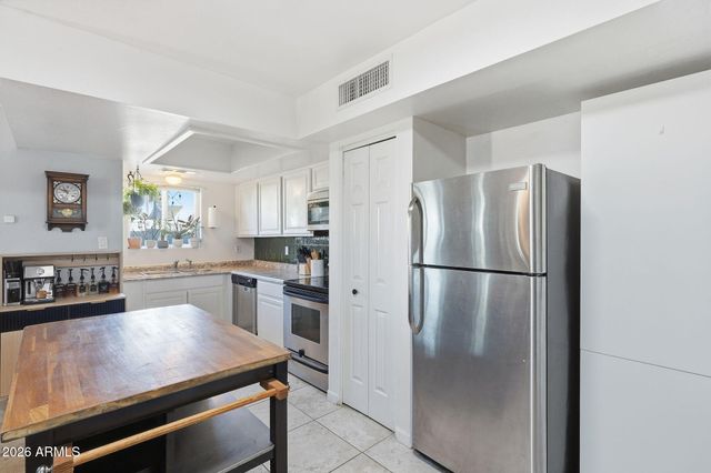 4142 N 11TH Street 8, Phoenix, AZ 85014