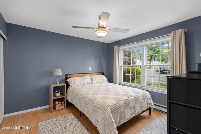 492 A New Castle Court, Manchester, NJ 08759