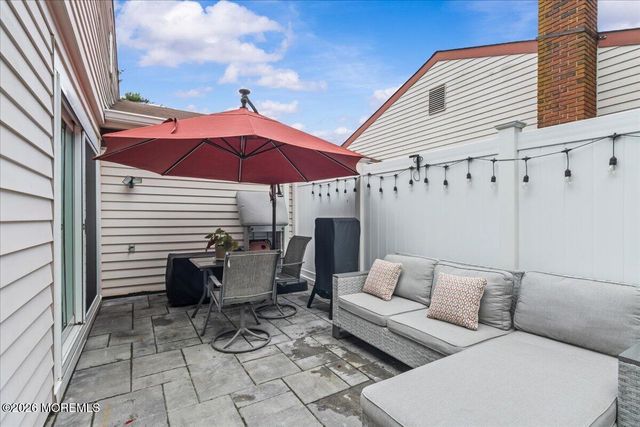 492 A New Castle Court, Manchester, NJ 08759
