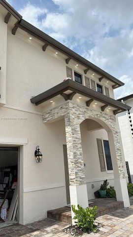 12961 SW 230th St, Miami, FL 33170