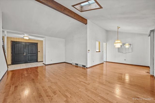 602 E Hackberry Drive, Arlington Heights, IL 60004