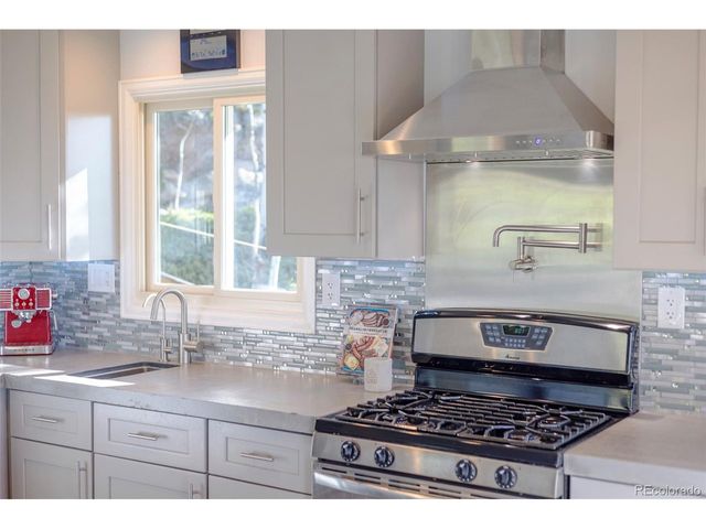 30884 Kings Valley Dr, Conifer, CO 80433