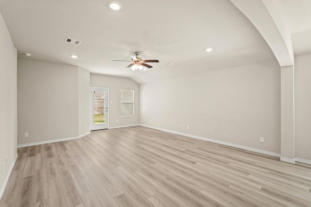 1164 Kennesaw Drive, College Station, TX 77845