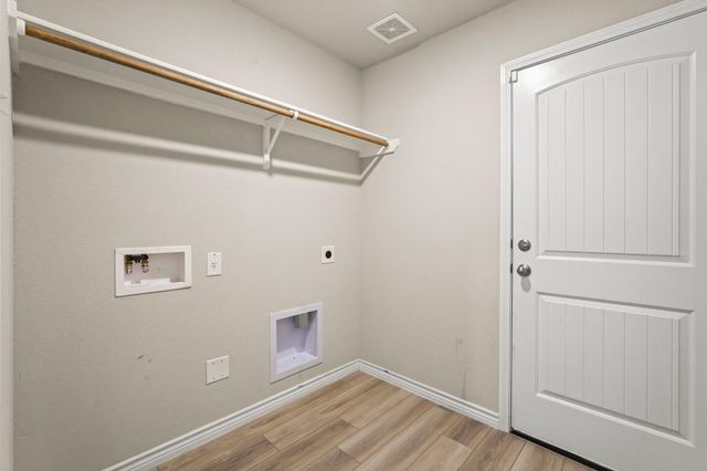 1164 Kennesaw Drive, College Station, TX 77845