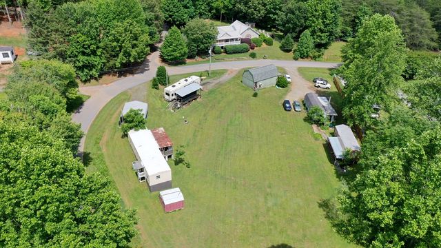 6990 Clarence Nichols Road, Young Harris, GA 30582