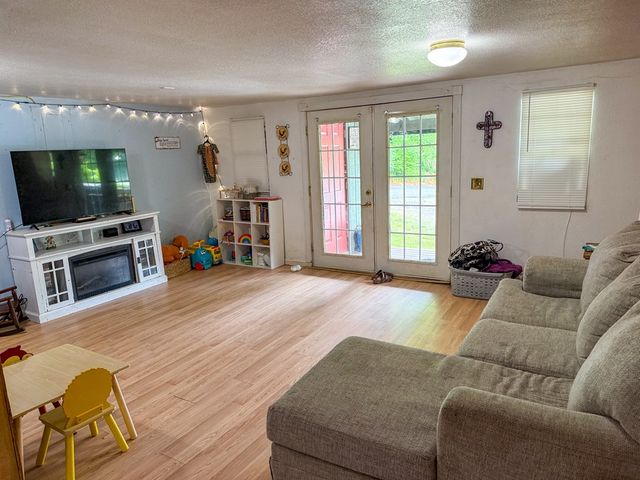 6990 Clarence Nichols Road, Young Harris, GA 30582