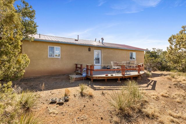 42 Coyote Crossing, Santa Fe, NM 87508