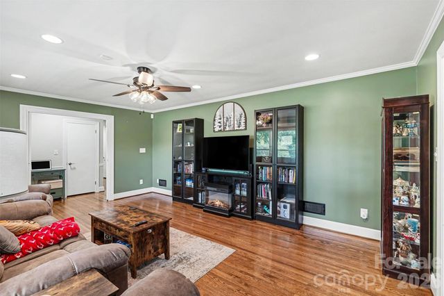 3800 Centergrove Road, Concord, NC 28025