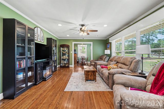 3800 Centergrove Road, Concord, NC 28025