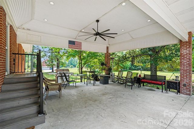 3800 Centergrove Road, Concord, NC 28025
