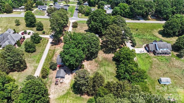 3800 Centergrove Road, Concord, NC 28025