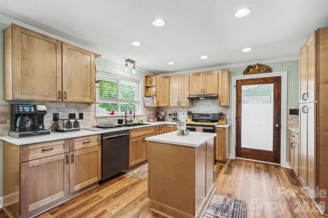 3800 Centergrove Road, Concord, NC 28025