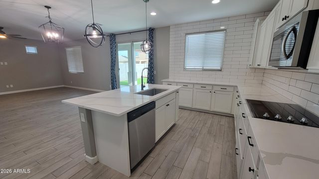 9189 N 98TH Avenue, Peoria, AZ 85345