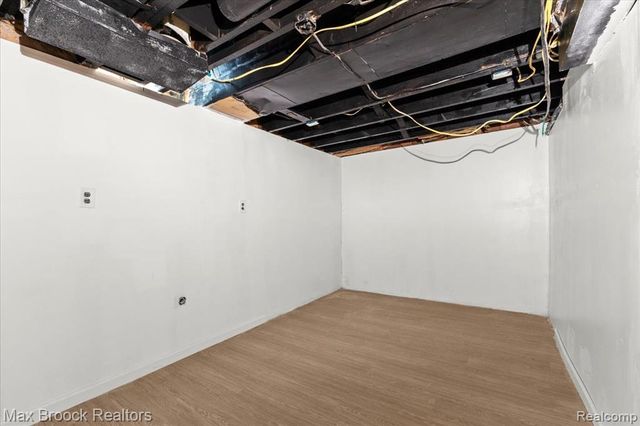 291 Michigan Avenue, Pontiac, MI 48342