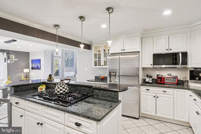 5301 GOLDSBORO RD, Bethesda, MD 20817