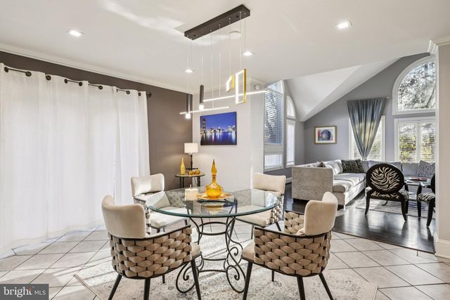 5301 GOLDSBORO RD, Bethesda, MD 20817