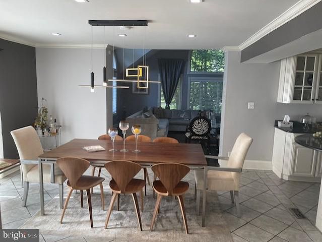 5301 GOLDSBORO RD, Bethesda, MD 20817