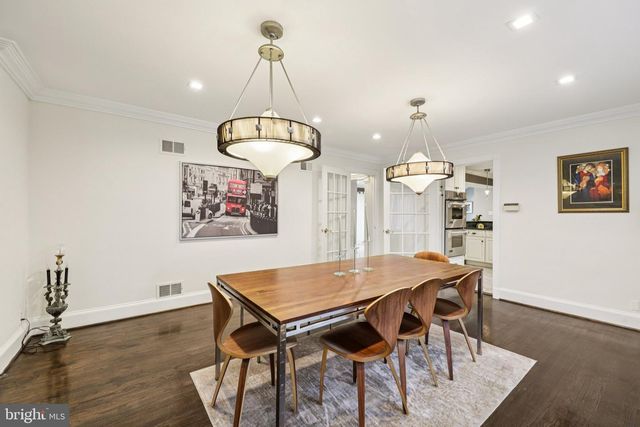 5301 GOLDSBORO RD, Bethesda, MD 20817