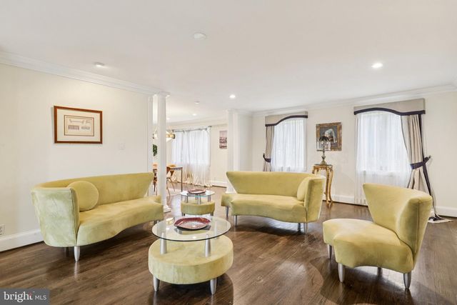 5301 GOLDSBORO RD, Bethesda, MD 20817