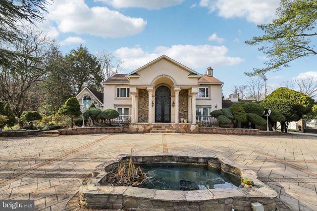 5301 GOLDSBORO RD, Bethesda, MD 20817