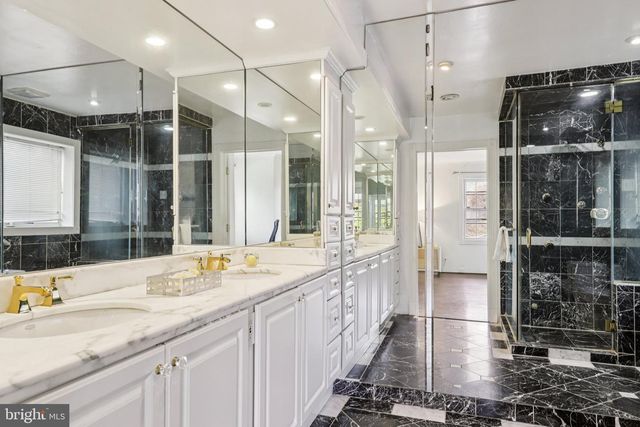 5301 GOLDSBORO RD, Bethesda, MD 20817