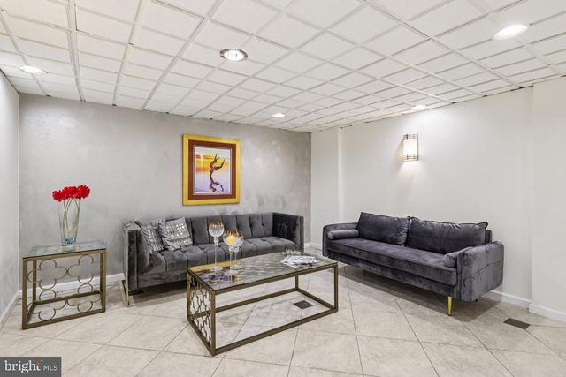 5301 GOLDSBORO RD, Bethesda, MD 20817