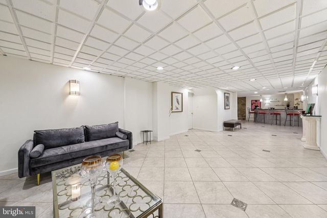 5301 GOLDSBORO RD, Bethesda, MD 20817