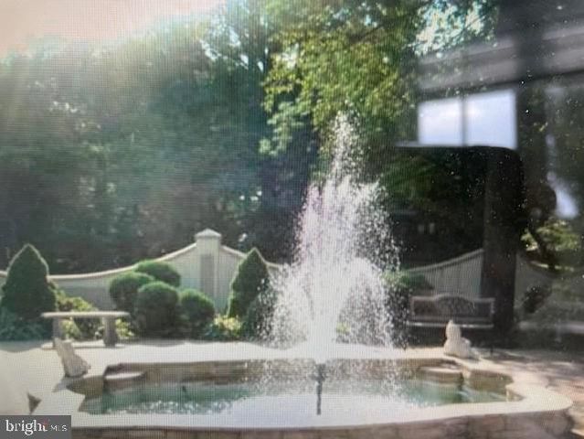 5301 GOLDSBORO RD, Bethesda, MD 20817