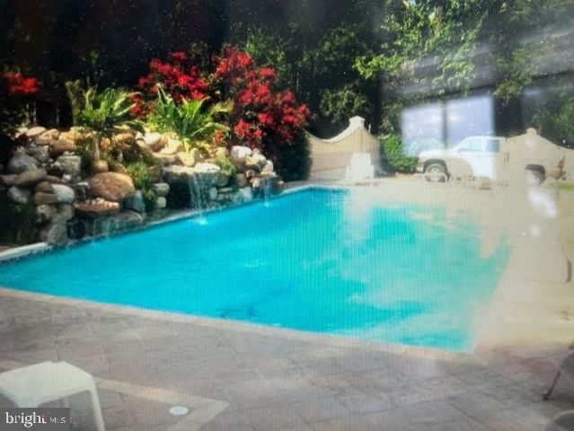 5301 GOLDSBORO RD, Bethesda, MD 20817