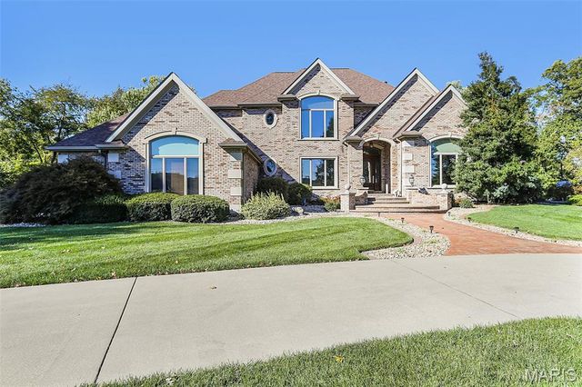 614 Lower Marine Road, Troy, IL 62294
