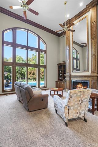 614 Lower Marine Road, Troy, IL 62294