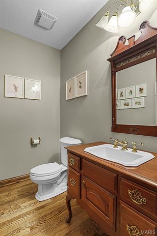 614 Lower Marine Road, Troy, IL 62294