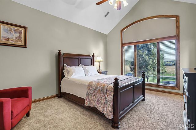 614 Lower Marine Road, Troy, IL 62294