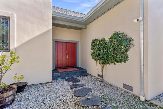 15220 Upper Ellen Road, Los Gatos, CA 95033