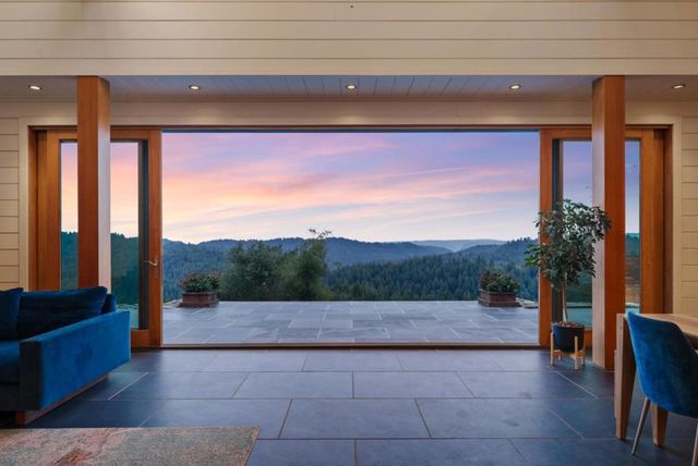 15220 Upper Ellen Road, Los Gatos, CA 95033