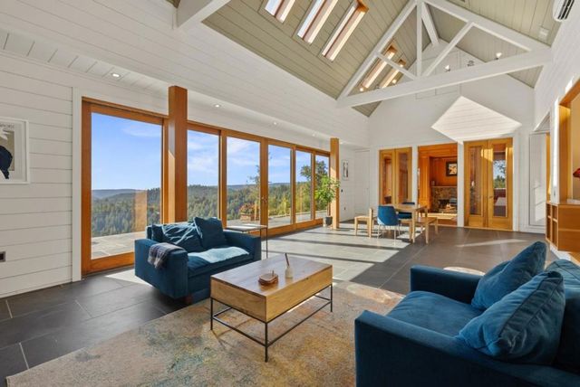 15220 Upper Ellen Road, Los Gatos, CA 95033