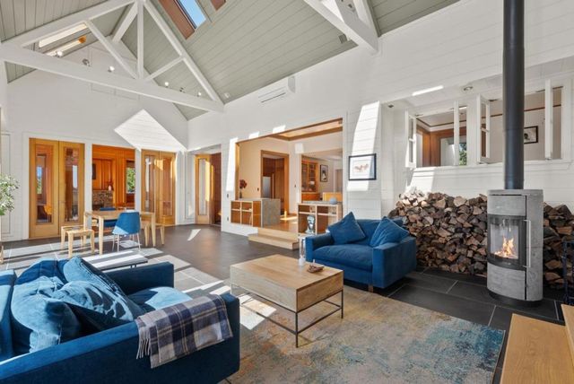 15220 Upper Ellen Road, Los Gatos, CA 95033