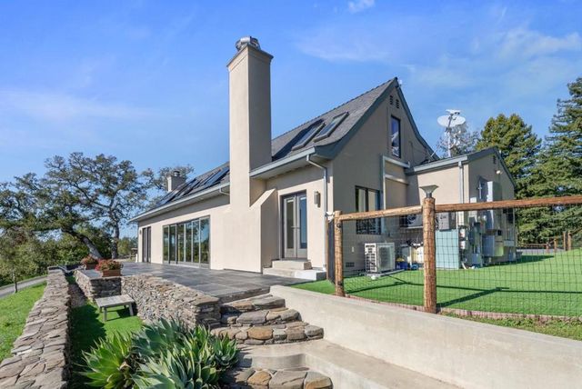 15220 Upper Ellen Road, Los Gatos, CA 95033