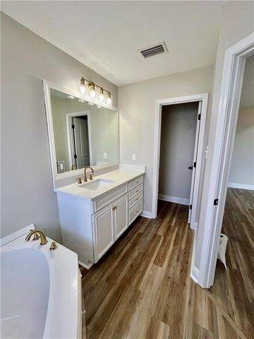 8255 Savage Loop, Theodore, AL 36582